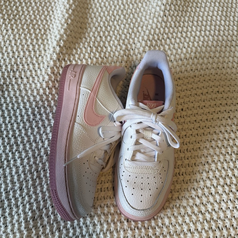Nike Kids' Pink and White Sneakers